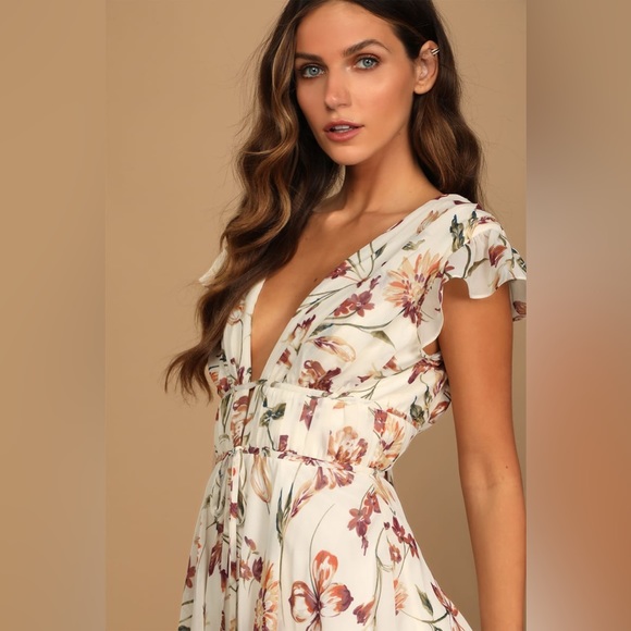 Lulus Flirty Ways Cream Floral Print Flutter Sleeve Romper - Picture 4 of 12